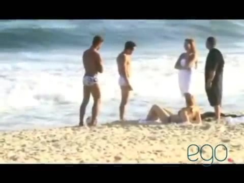 Demi Lovato in the beach - Rio de Janeiro - BRAZIL 0854 Demi Lovato in the beach - Rio de Janeiro - BRAZIL 0854