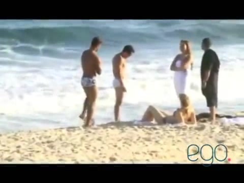 Demi Lovato in the beach - Rio de Janeiro - BRAZIL 0863 Demi Lovato in the beach - Rio de Janeiro - BRAZIL 0863