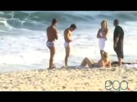 Demi Lovato in the beach - Rio de Janeiro - BRAZIL 0869 Demi Lovato in the beach - Rio de Janeiro - BRAZIL 0869