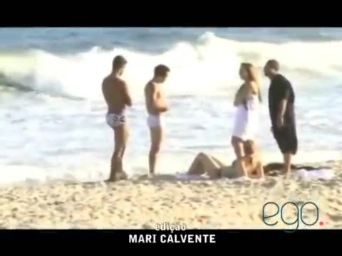 Demi Lovato in the beach - Rio de Janeiro - BRAZIL 0902 Demi Lovato in the beach - Rio de Janeiro - BRAZIL 0902