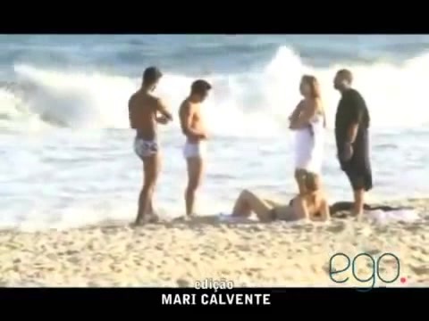 Demi Lovato in the beach - Rio de Janeiro - BRAZIL 0918 Demi Lovato in the beach - Rio de Janeiro - BRAZIL 0918