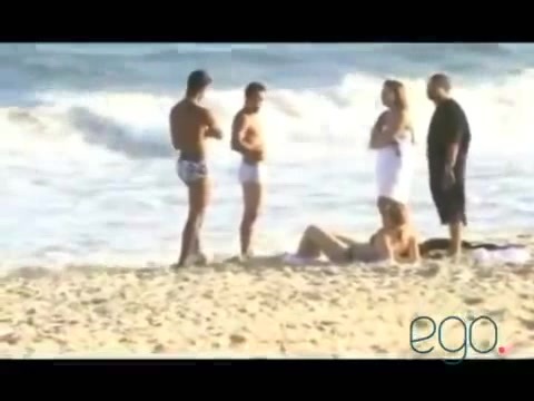 Demi Lovato in the beach - Rio de Janeiro - BRAZIL 0926 Demi Lovato in the beach - Rio de Janeiro - BRAZIL 0926