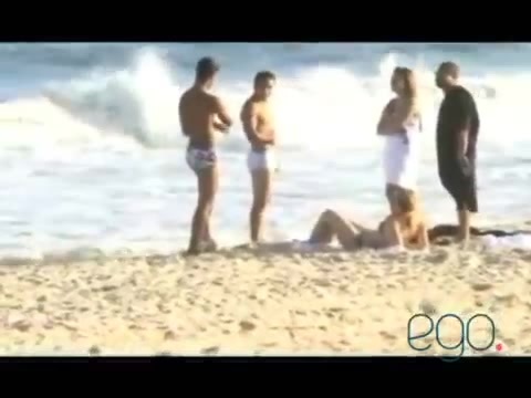 Demi Lovato in the beach - Rio de Janeiro - BRAZIL 0931 Demi Lovato in the beach - Rio de Janeiro - BRAZIL 0931