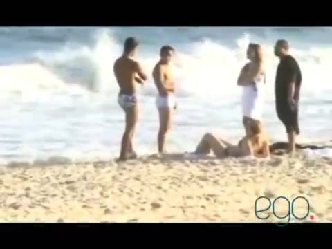 Demi Lovato in the beach - Rio de Janeiro - BRAZIL 0933 Demi Lovato in the beach - Rio de Janeiro - BRAZIL 0933