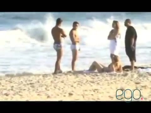 Demi Lovato in the beach - Rio de Janeiro - BRAZIL 0934 Demi Lovato in the beach - Rio de Janeiro - BRAZIL 0934
