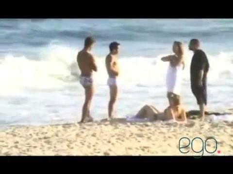 Demi Lovato in the beach - Rio de Janeiro - BRAZIL 0945 Demi Lovato in the beach - Rio de Janeiro - BRAZIL 0945