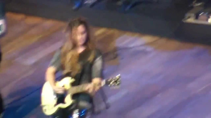 Demi Lovato Gets Hit By Light Stick _ São Paulo_ Brazil _ La La Land 057