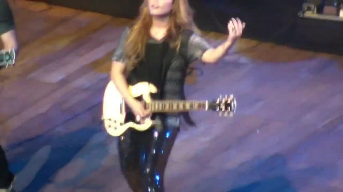 Demi Lovato Gets Hit By Light Stick _ São Paulo_ Brazil _ La La Land 105