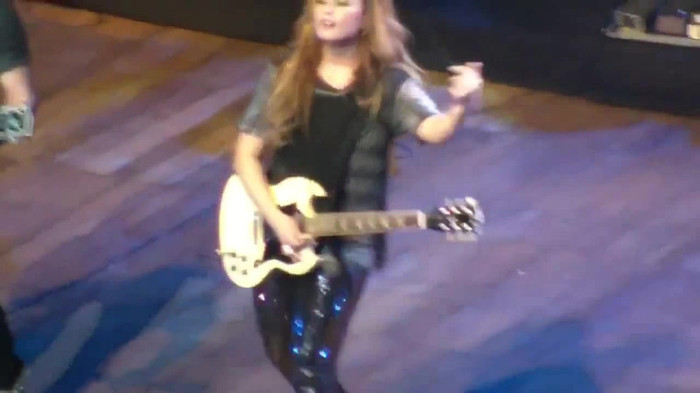 Demi Lovato Gets Hit By Light Stick _ São Paulo_ Brazil _ La La Land 108