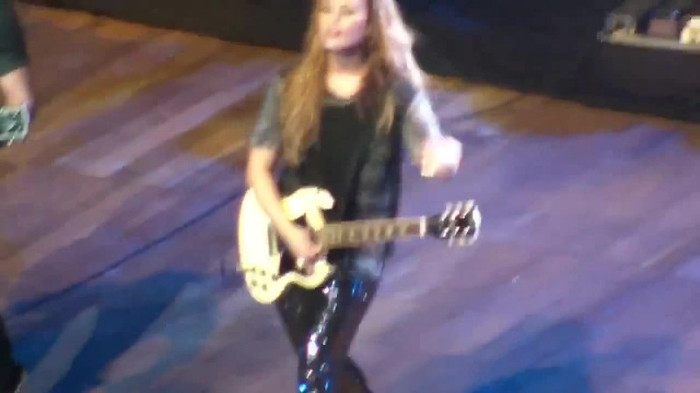 Demi Lovato Gets Hit By Light Stick _ São Paulo_ Brazil _ La La Land 111