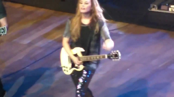 Demi Lovato Gets Hit By Light Stick _ São Paulo_ Brazil _ La La Land 112