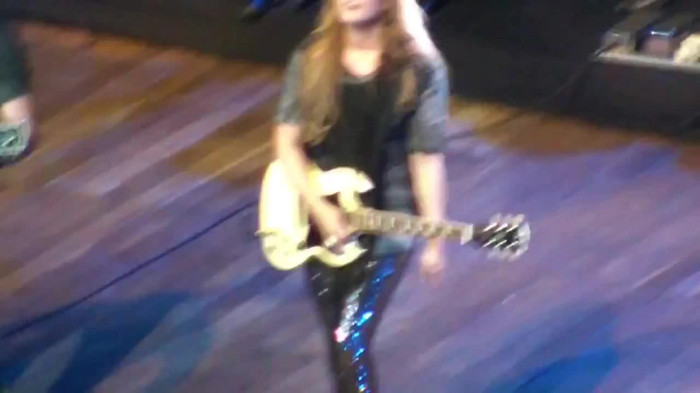 Demi Lovato Gets Hit By Light Stick _ São Paulo_ Brazil _ La La Land 118