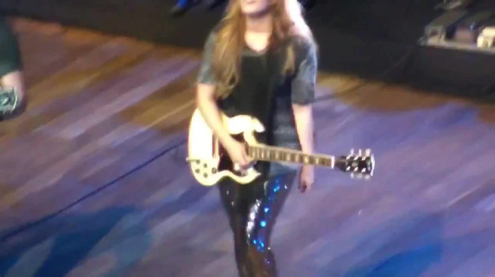 Demi Lovato Gets Hit By Light Stick _ São Paulo_ Brazil _ La La Land 119