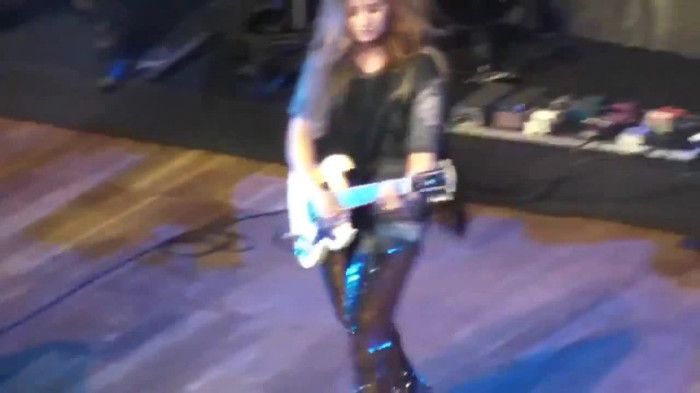 Demi Lovato Gets Hit By Light Stick _ São Paulo_ Brazil _ La La Land 142