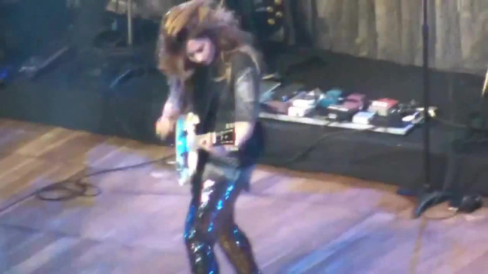 Demi Lovato Gets Hit By Light Stick _ São Paulo_ Brazil _ La La Land 164