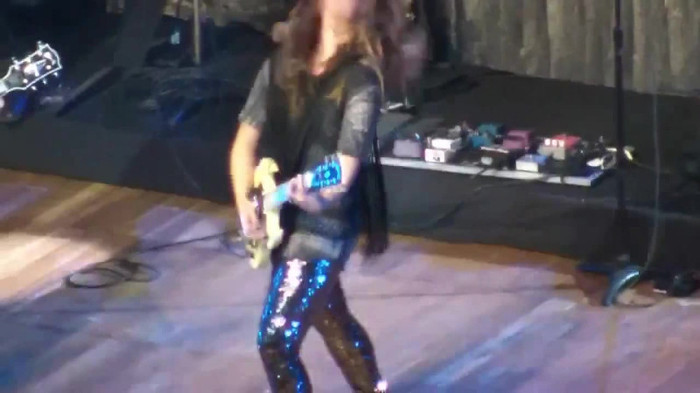Demi Lovato Gets Hit By Light Stick _ São Paulo_ Brazil _ La La Land 177
