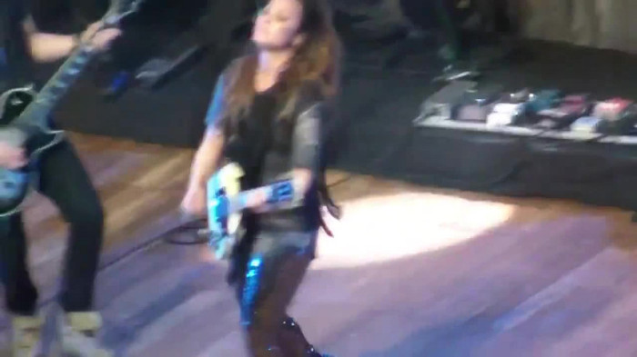 Demi Lovato Gets Hit By Light Stick _ São Paulo_ Brazil _ La La Land 203