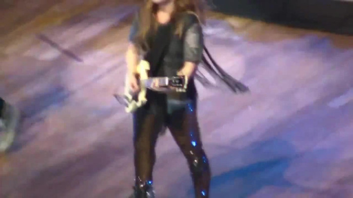 Demi Lovato Gets Hit By Light Stick _ São Paulo_ Brazil _ La La Land 252