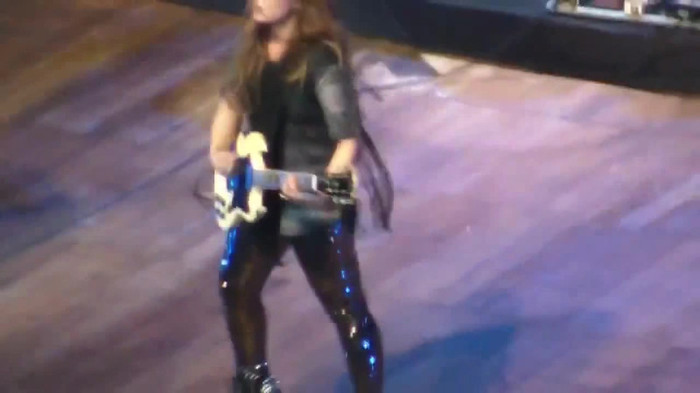 Demi Lovato Gets Hit By Light Stick _ São Paulo_ Brazil _ La La Land 259