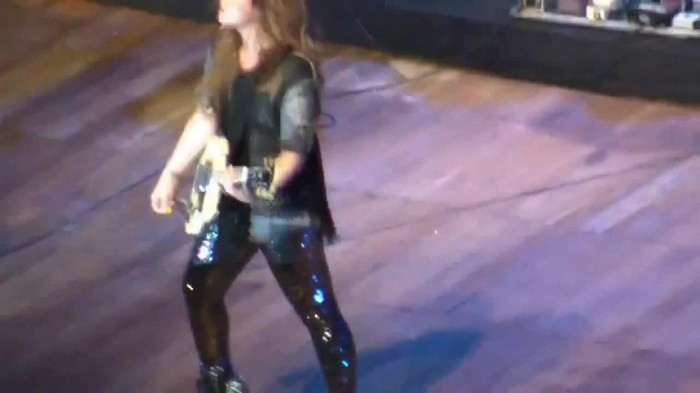 Demi Lovato Gets Hit By Light Stick _ São Paulo_ Brazil _ La La Land 268