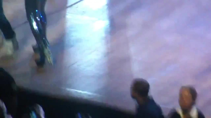 Demi Lovato Gets Hit By Light Stick _ São Paulo_ Brazil _ La La Land 326