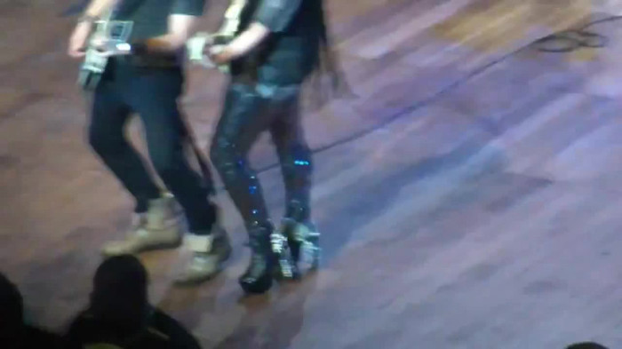 Demi Lovato Gets Hit By Light Stick _ São Paulo_ Brazil _ La La Land 333
