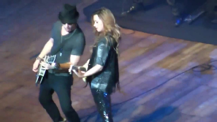 Demi Lovato Gets Hit By Light Stick _ São Paulo_ Brazil _ La La Land 375