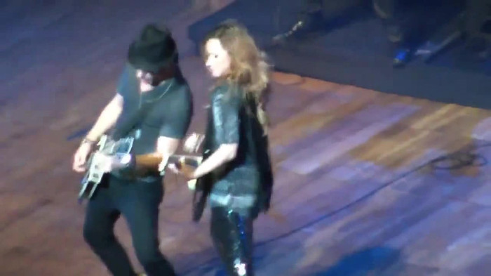 Demi Lovato Gets Hit By Light Stick _ São Paulo_ Brazil _ La La Land 380