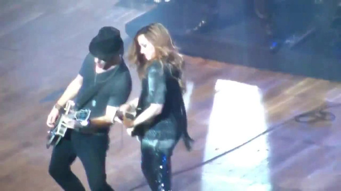 Demi Lovato Gets Hit By Light Stick _ São Paulo_ Brazil _ La La Land 387