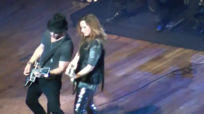 Demi Lovato Gets Hit By Light Stick _ São Paulo_ Brazil _ La La Land 400