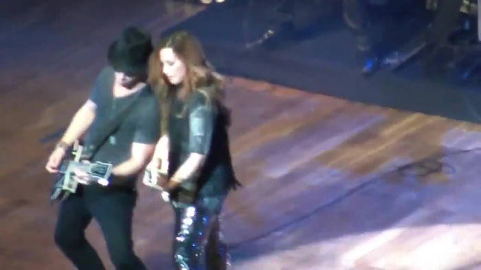 Demi Lovato Gets Hit By Light Stick _ São Paulo_ Brazil _ La La Land 414