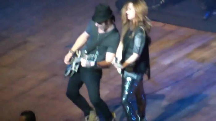 Demi Lovato Gets Hit By Light Stick _ São Paulo_ Brazil _ La La Land 443