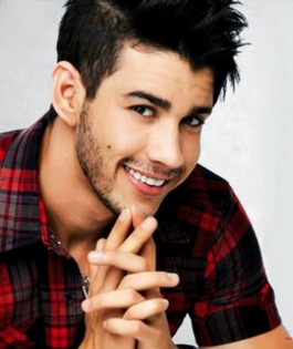 Si pe ascuns..i-am facut si o poza