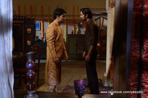 72 - Iss Pyaar Ko Kya Naam Doon - Picture Gallery II