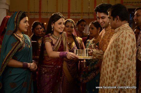 85 - Iss Pyaar Ko Kya Naam Doon - Picture Gallery II