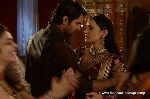 97 - Iss Pyaar Ko Kya Naam Doon - Picture Gallery II