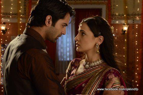 107 - Iss Pyaar Ko Kya Naam Doon - Picture Gallery II