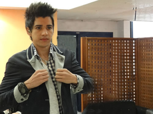 El chiar a incercat sa ma opreasca