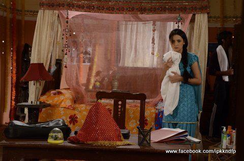 137 - Iss Pyaar Ko Kya Naam Doon - Picture Gallery II