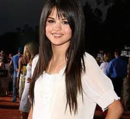 wow .inafara de  Briana nu am alti prieteni