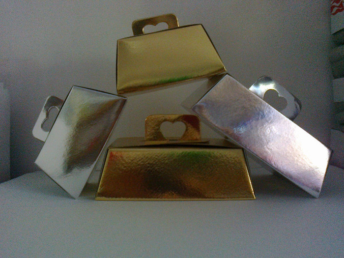 CUTII ARGINTI - AURI