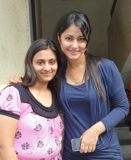 325742_284632044913231_120525887990515_812041_303196499_o - Hina Khan