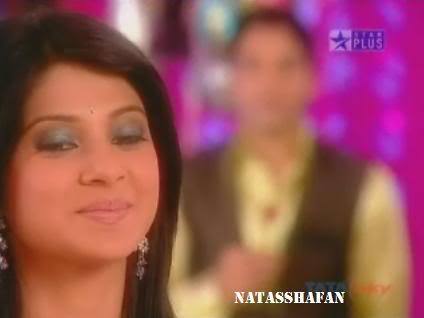 21 - jennifer winget 4