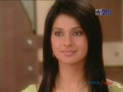 545 - jennifer winget 4
