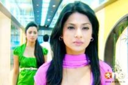 70508662_CDFYFPV3 - jennifer winget 4