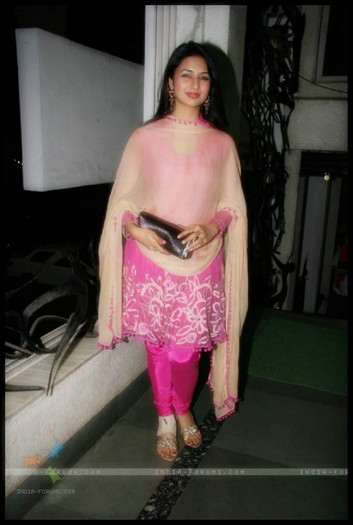  - x-Divyanka Tripathy-x