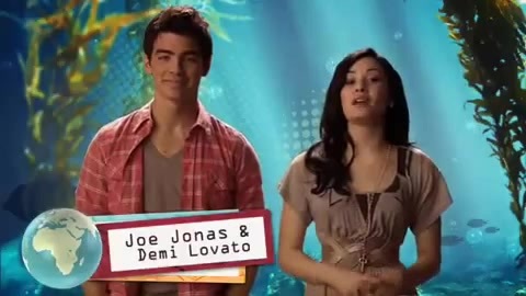 Oceans Bloopers - Joe Jonas and Demi Lovato 0038
