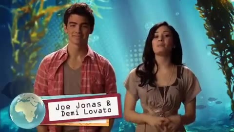 Oceans Bloopers - Joe Jonas and Demi Lovato 0039
