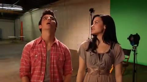Oceans Bloopers - Joe Jonas and Demi Lovato 0175