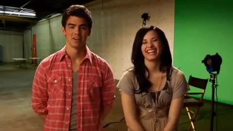 Oceans Bloopers - Joe Jonas and Demi Lovato 0293 - Demilush and Joe - Oceans Bloopers